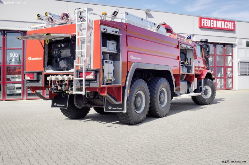 奔馳30米云梯消防車